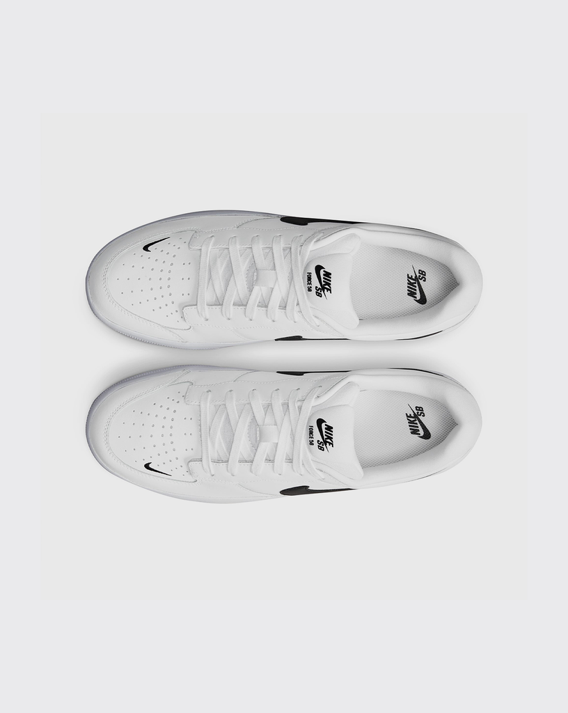 Nike sb top white trainers