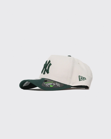 New Era 940 A-Frame Repreve 2-Tone New York Yankees Snapback - Stone/Dark Green