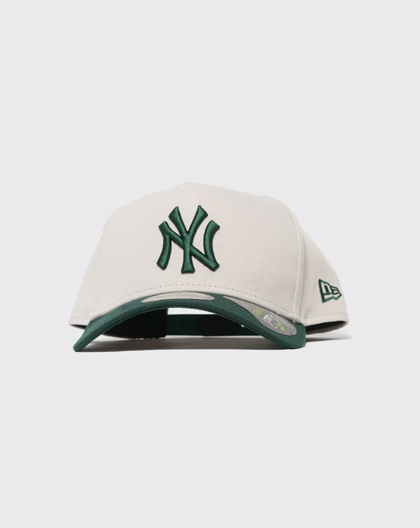 New Era 940 A-Frame Repreve 2-Tone New York Yankees Snapback - Stone/Dark Green