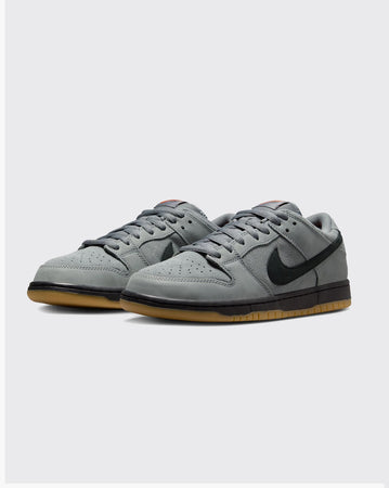 Nike SB Dunk Low Pro Shoe - Cool Grey
