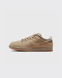 Nike SB Dunk Low Pro Shoe - Parachute Beige