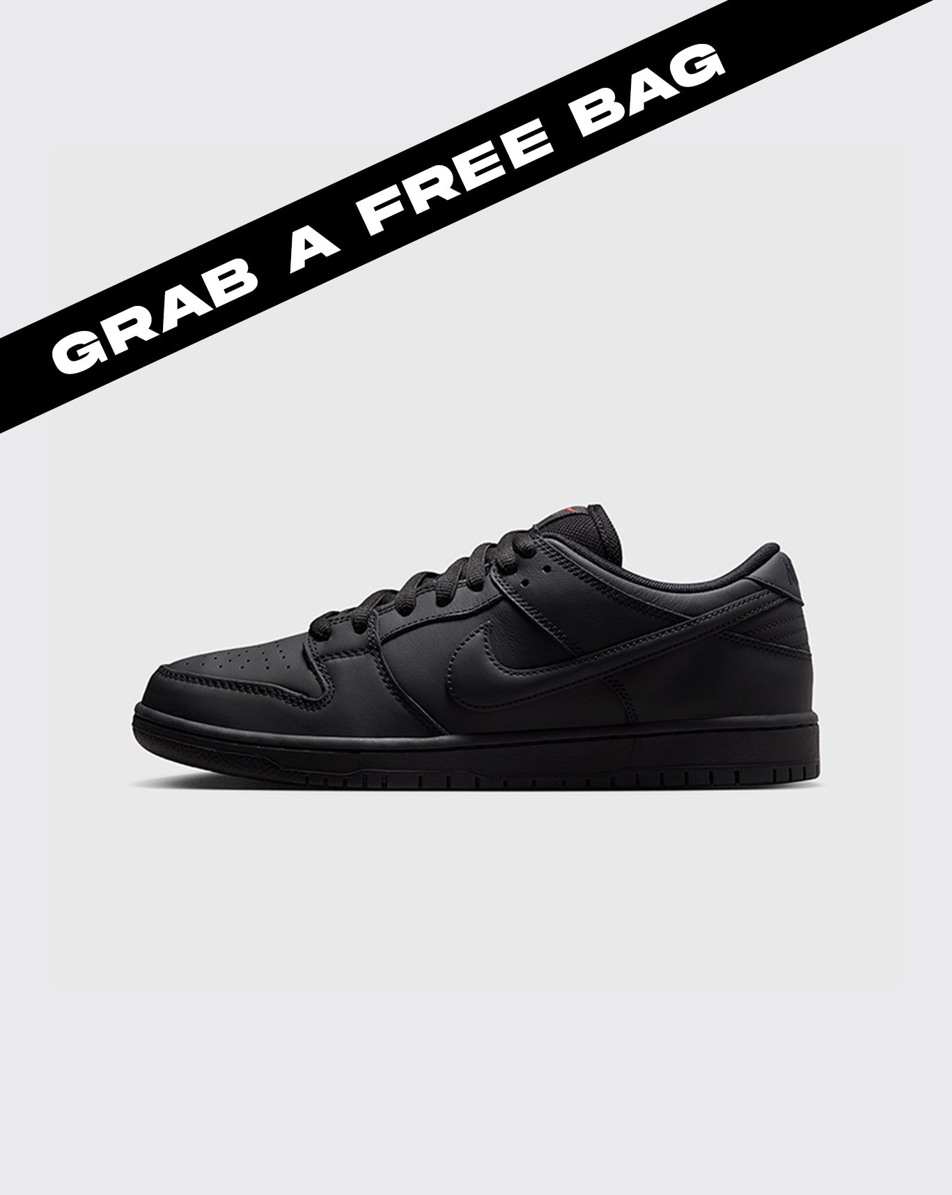 Nike SB Dunk Low Pro Shoe - Triple Black