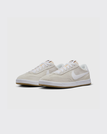 Nike SB FC Classic Shoe - Cream